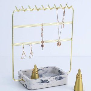 Classy and Chic Marble Gold jewelry organizer